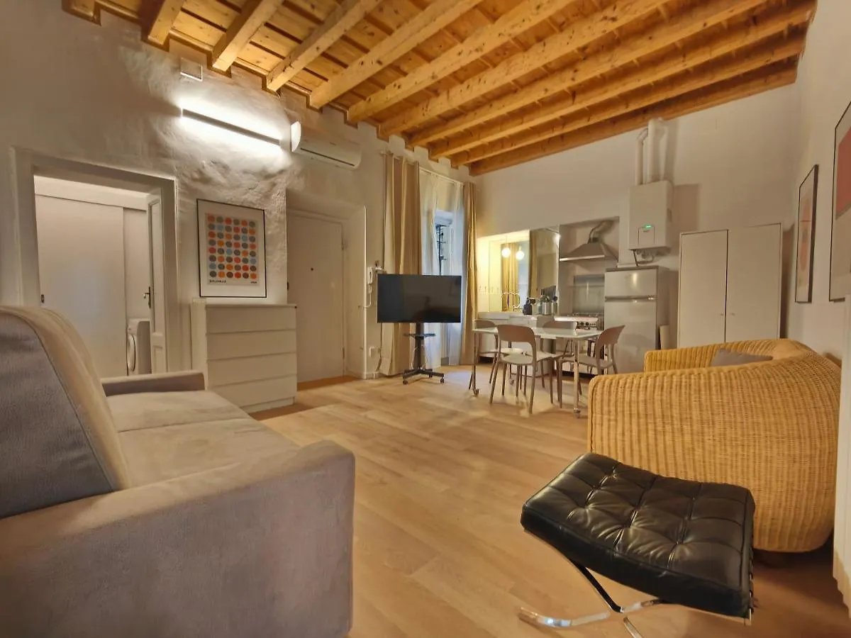 Crocetta Charme Apartment Милан
