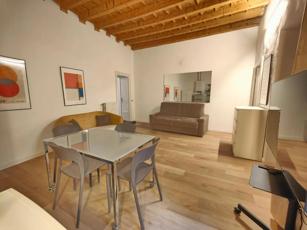 Crocetta Charme Apartment Милан Италия